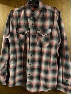 DIXXON FLANNEL CO “Arizona Super Show” Button-Up Shirt